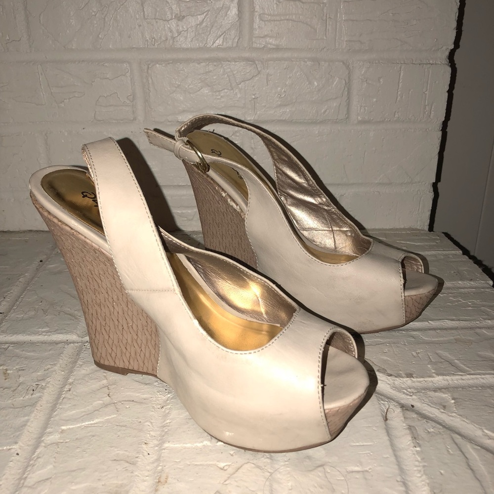Qupid wedges